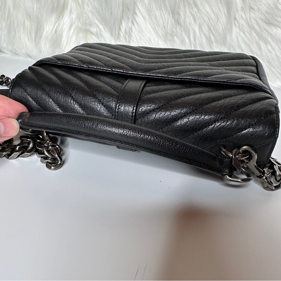 Yves Saint Laurent College Medium Matelasse Lambskin V-Flap Crossbody - Picture 7 of 14